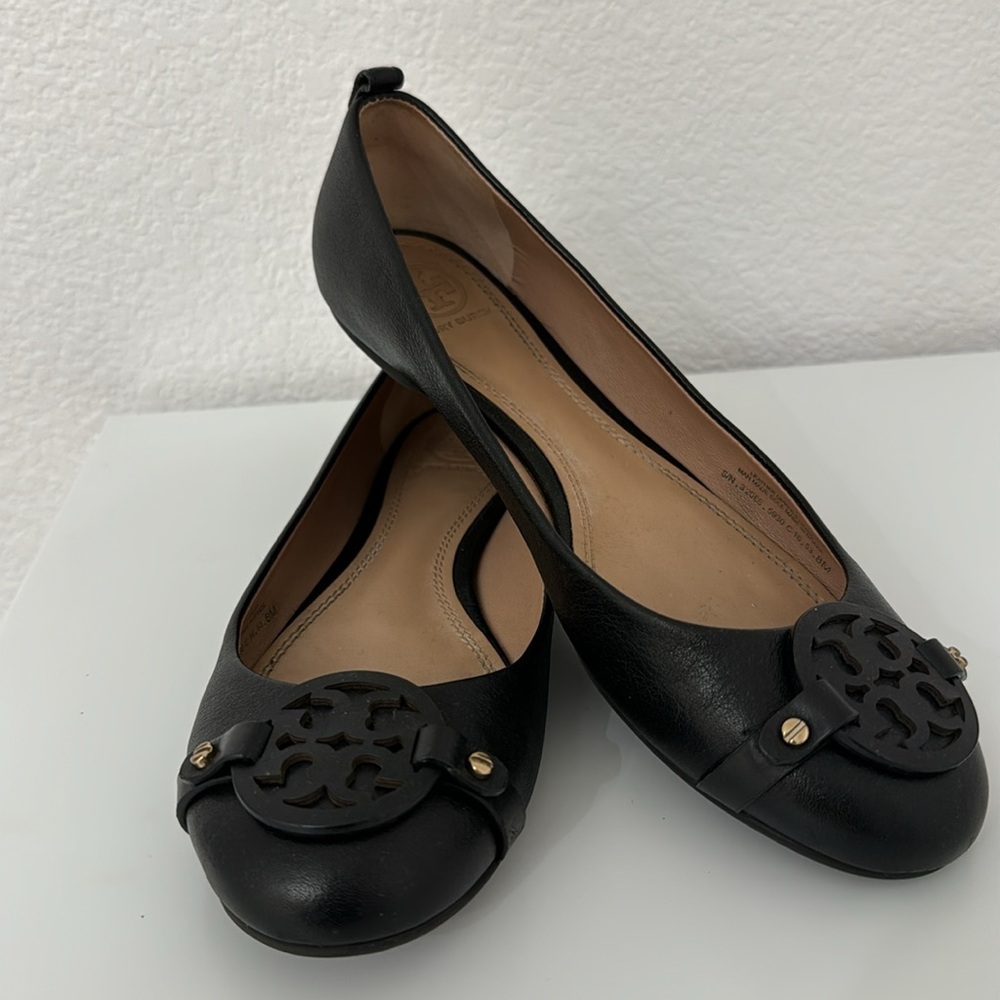Tory Burch Leather Flats
